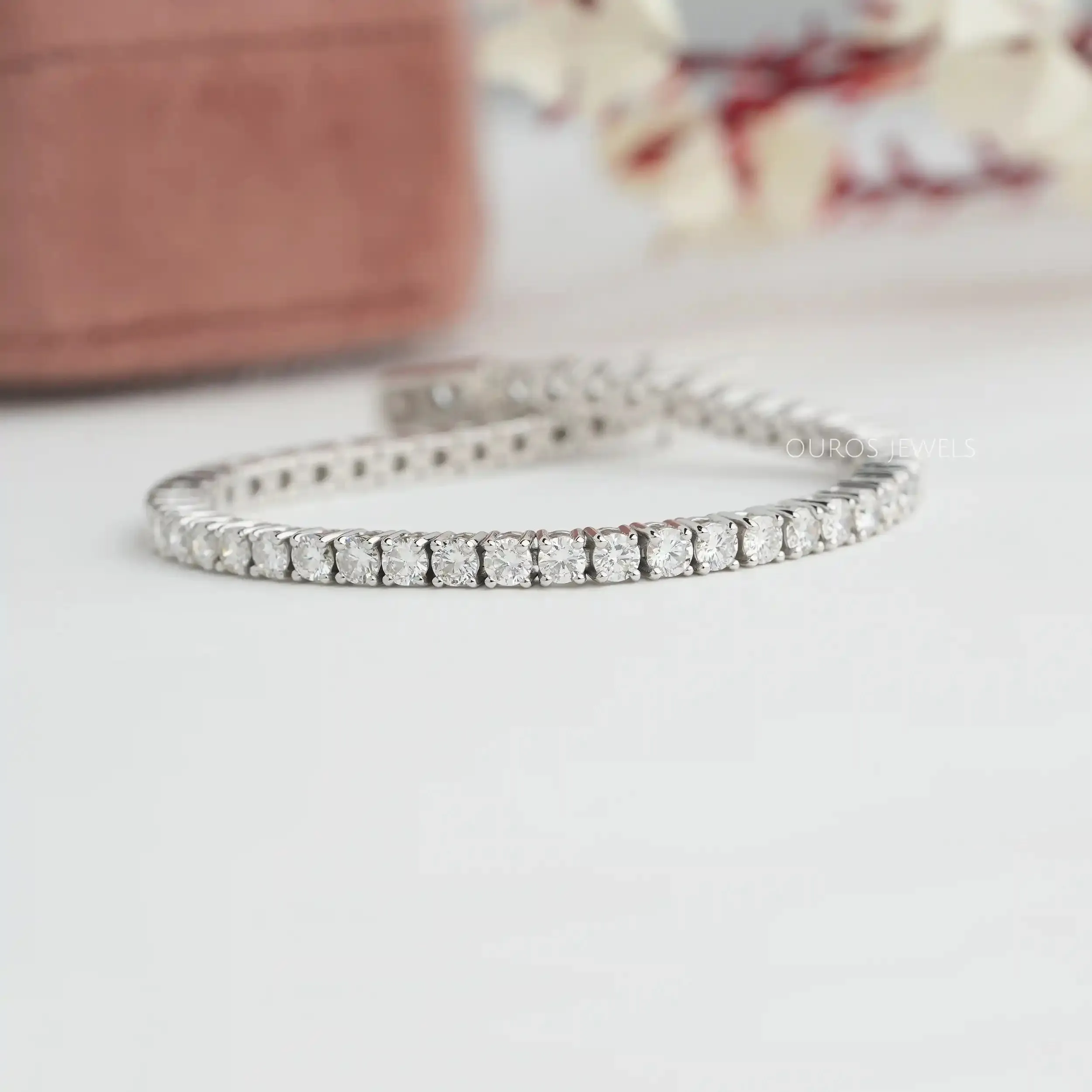 Brilliant Round Cut Eco Friendly Diamond Bracelet