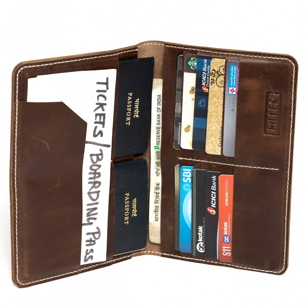 HILLER LEATHER FAMILY PASSPORT HOLDER/BUSINESS CARD HOLDER/MONEY PURSE FOR MEN AND WOMEN (Castle Sedona)