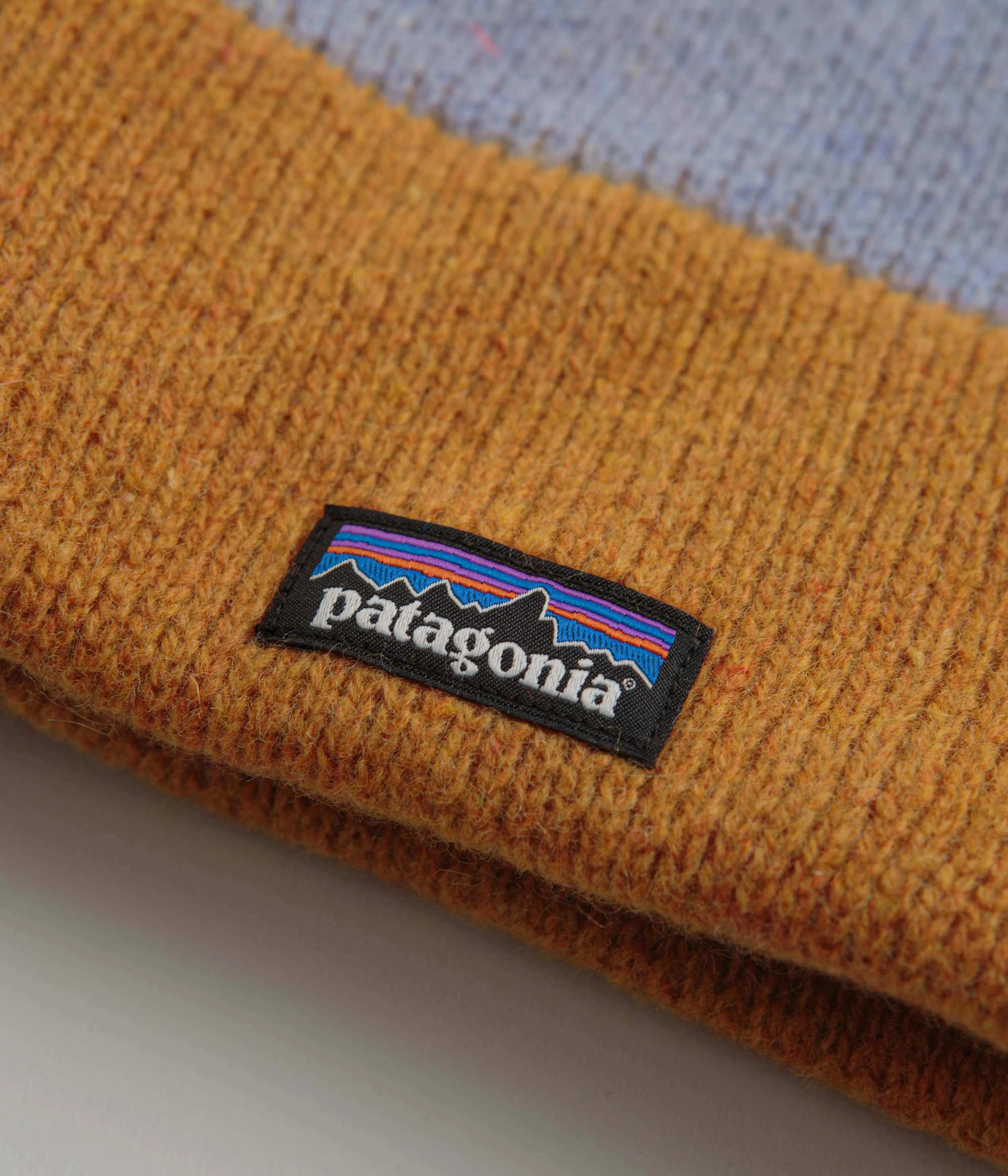 Patagonia Fun Hog Beanie - OG Rugby: Dried Mango