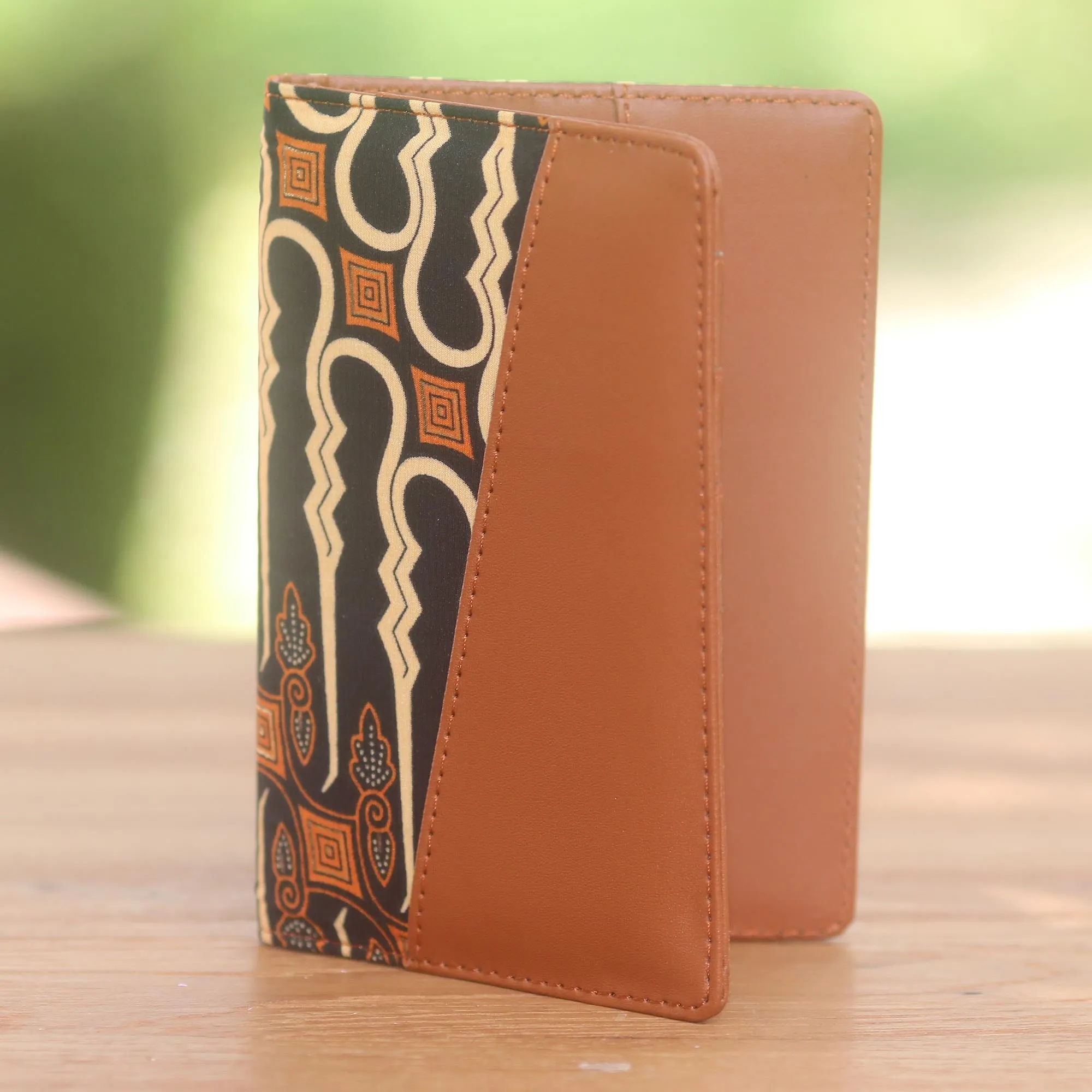 Sharp Traveler Light Brown Faux Leather Passport Holder with Cotton Print