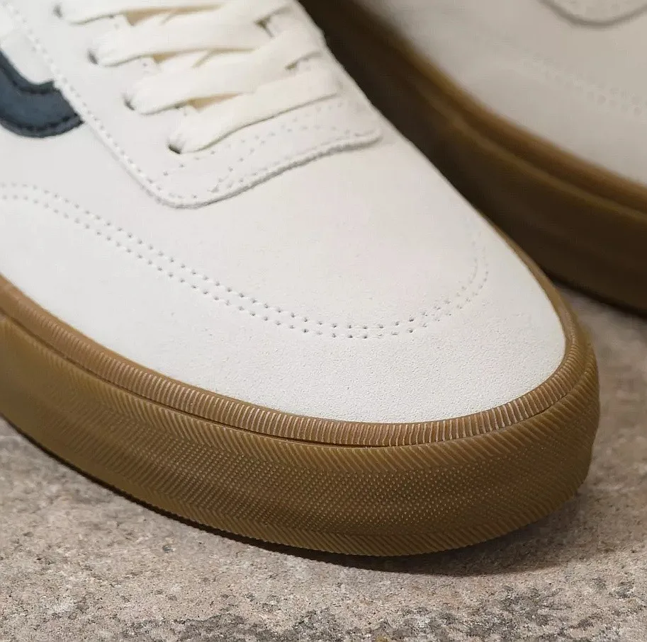 shoes Vans Gilbert Crockett - Marshmallow/Gum - men´s