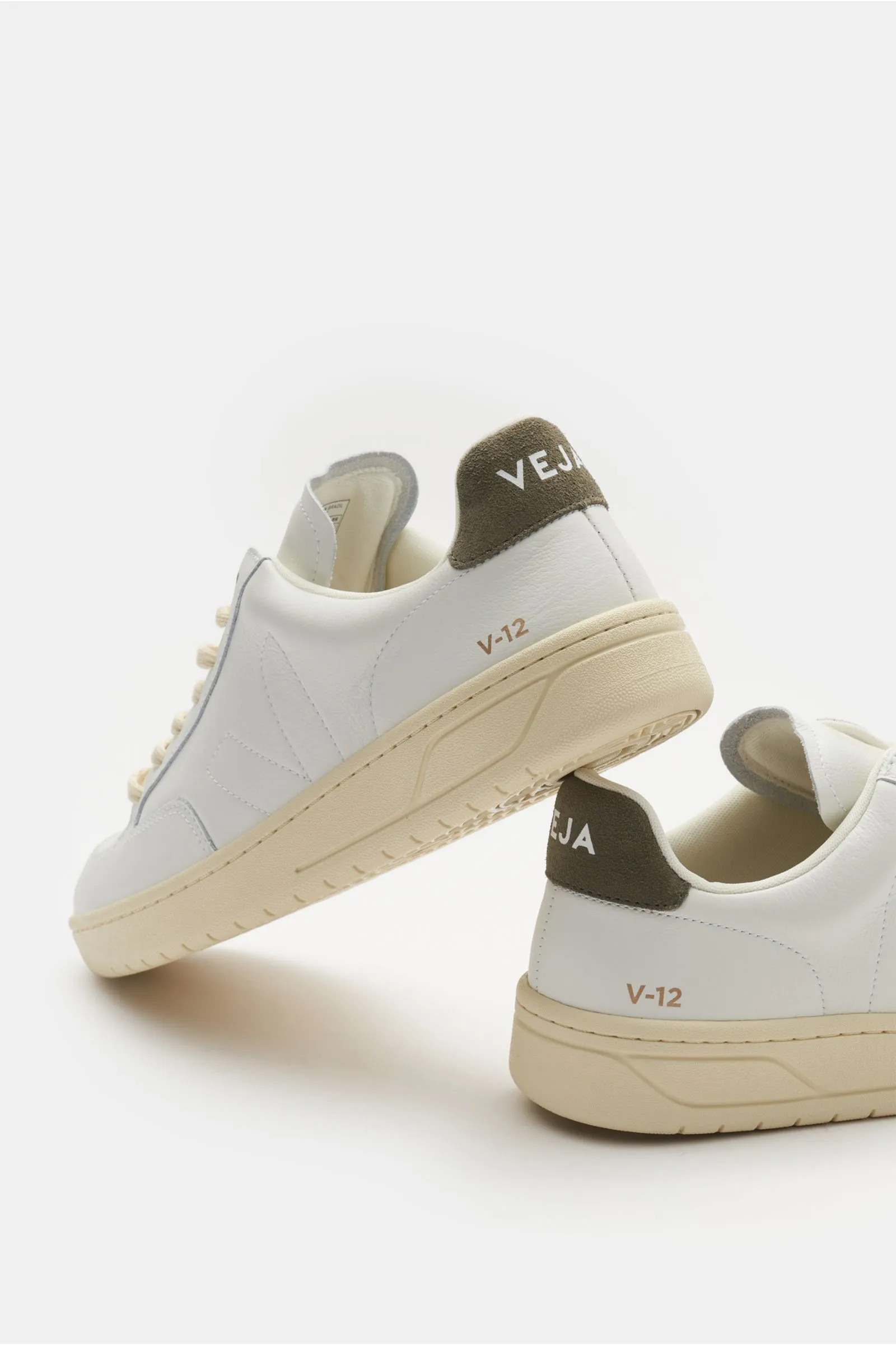 VEJA sneakers 'V-12' white/cream