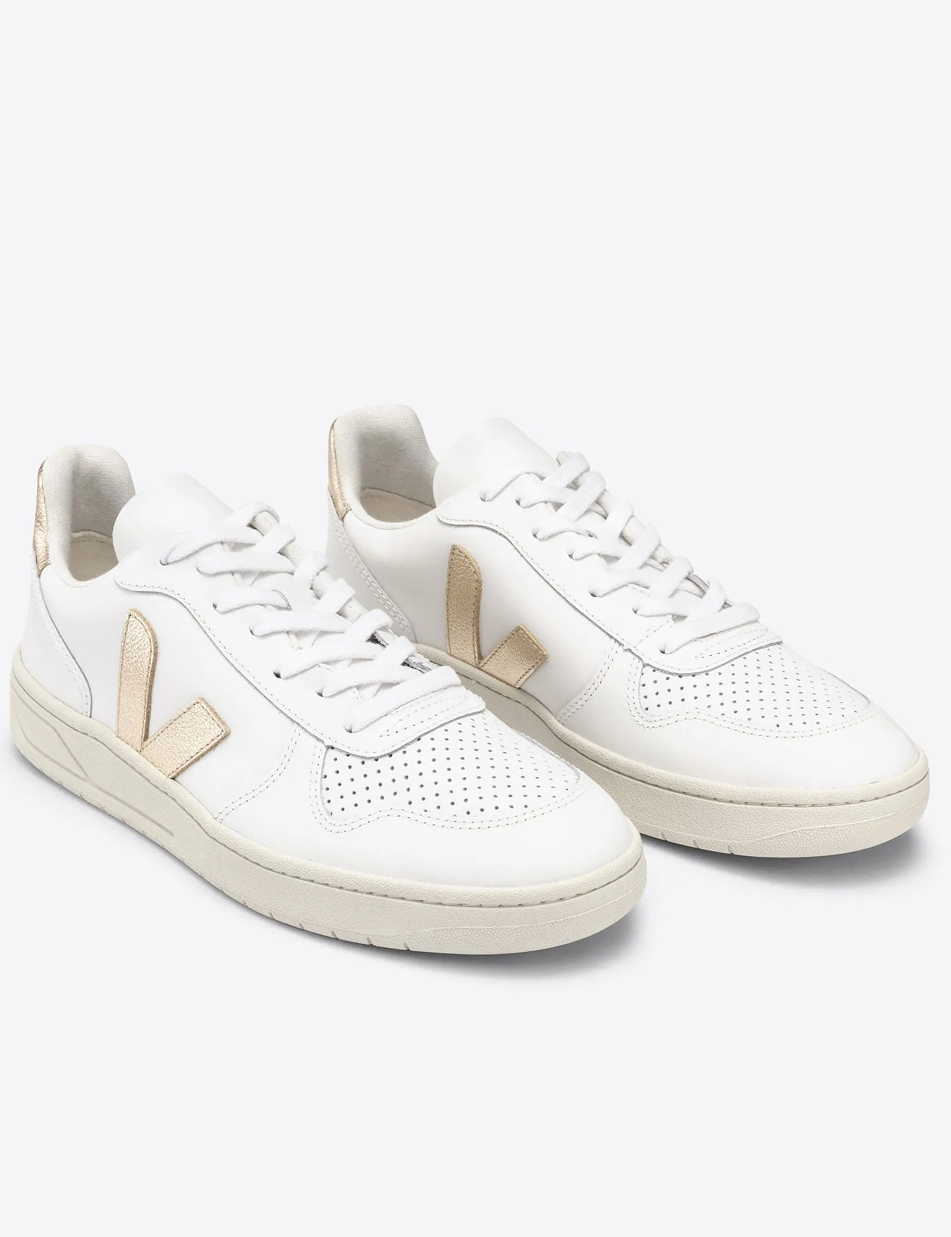 Veja V-10 Leather - White Platine