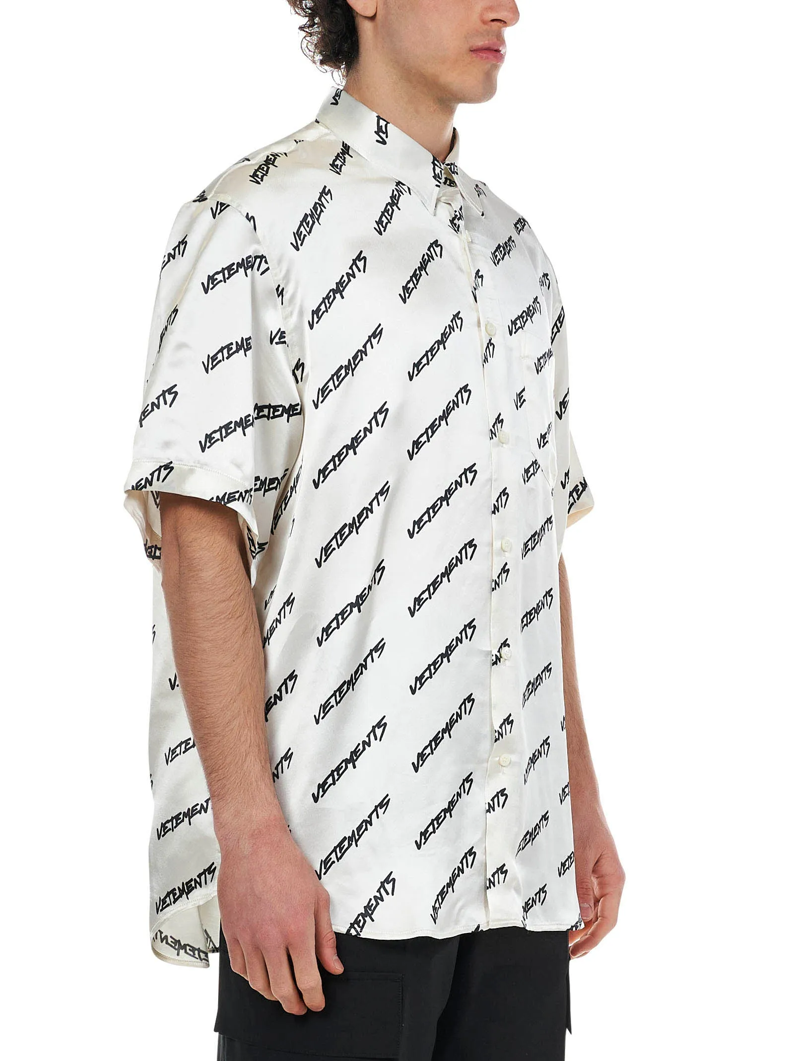 Vetements All-Over Logo Printed Short-Sleeved Shirt