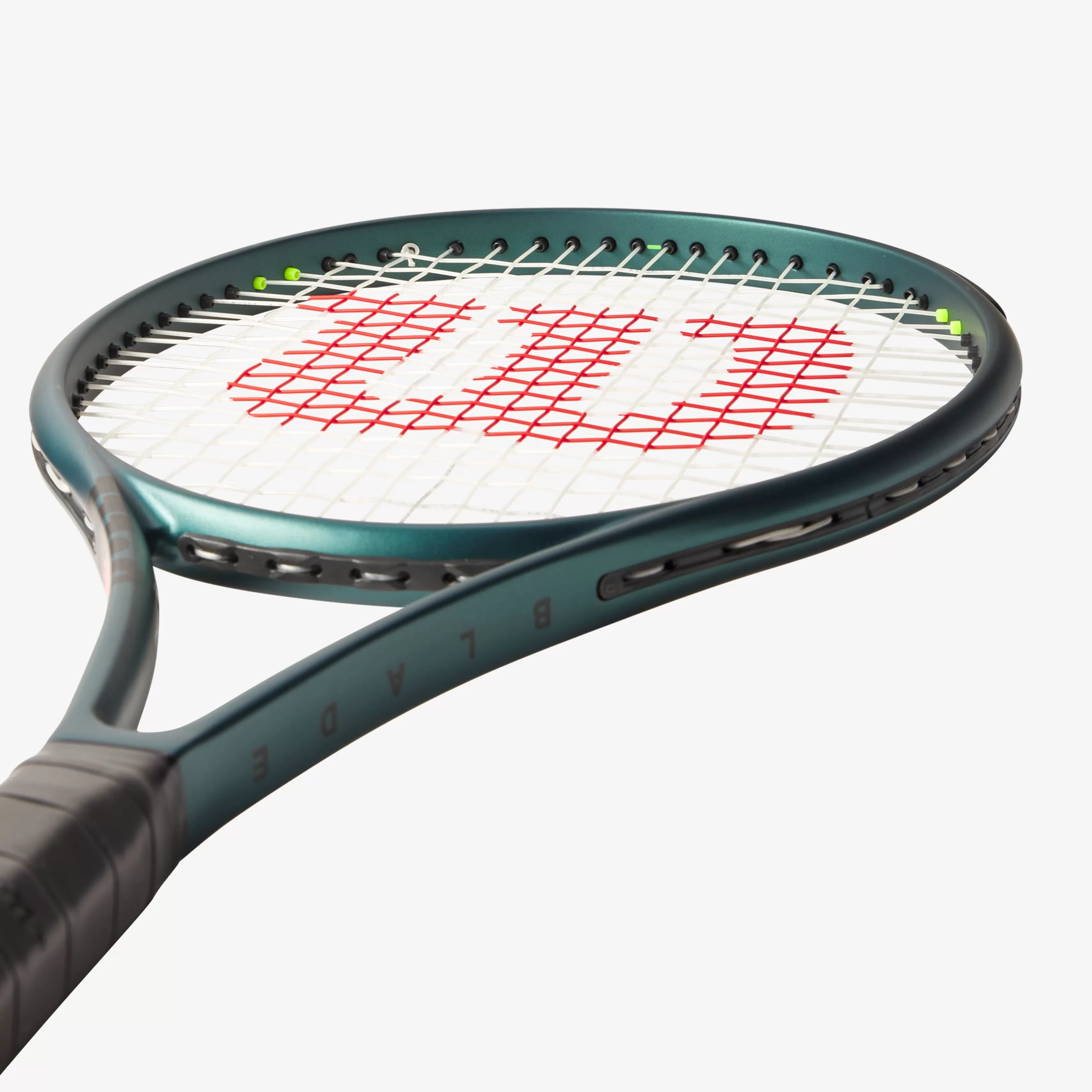 Wilson Blade 100UL v9