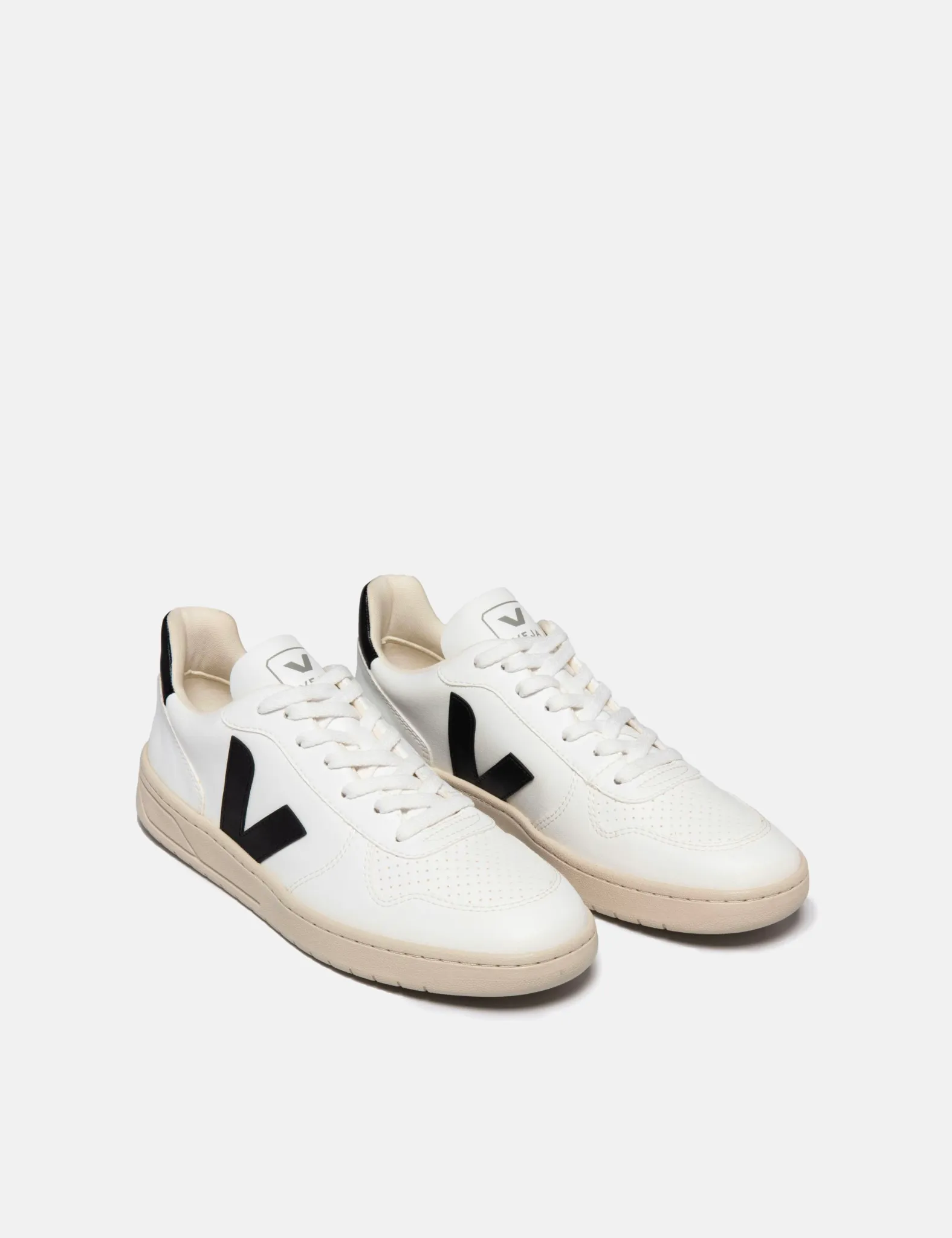 Women's Veja V-10 CWL Trainers - White/Black